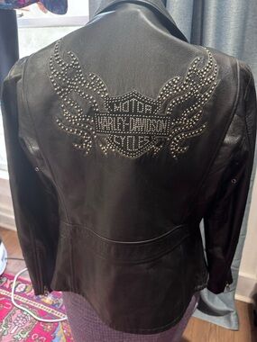 Harley-Davidson Black Studded Wingback Leather Jacket, womens l, beautiful